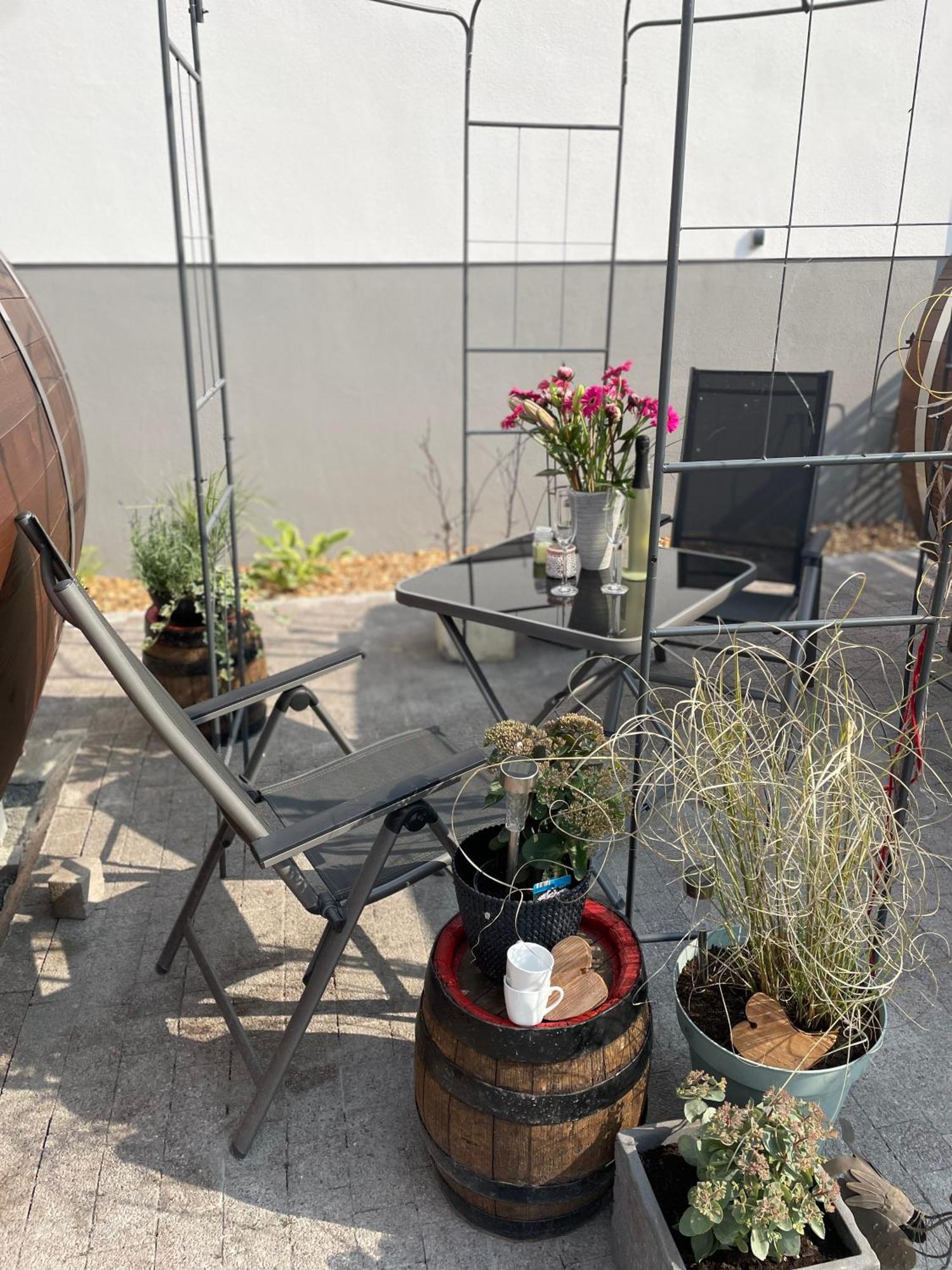 Schlafen Im Weinfass Apartamento Ipsheim Exterior foto